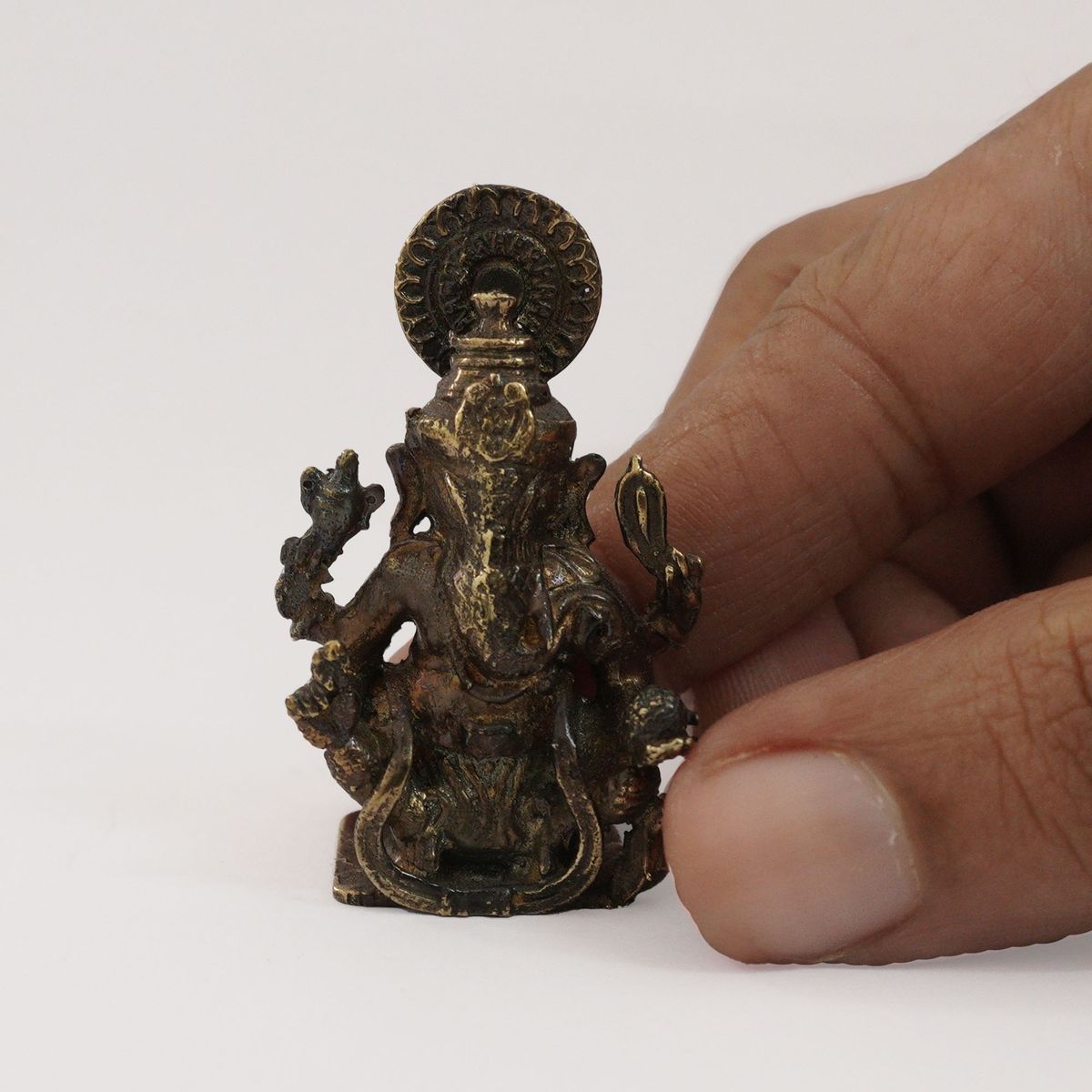 BRONZE GANESHA IDOL WITH ANTIQUE FINISH