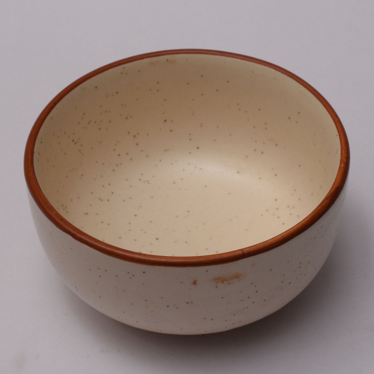 CERAMIC BOWL HANDMADE