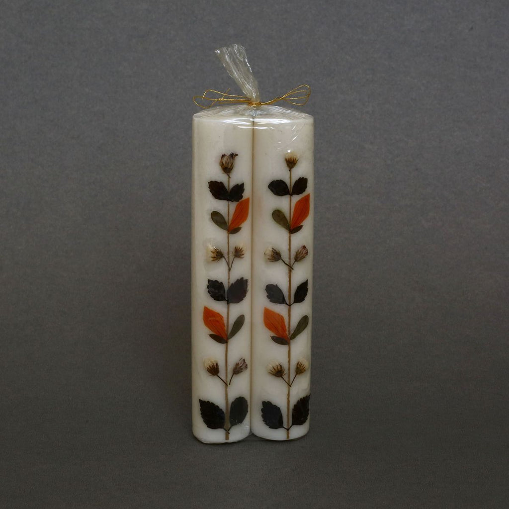 HANDCRAFTED SCENTED CANDLES WITH DRIED NATURAL FLO