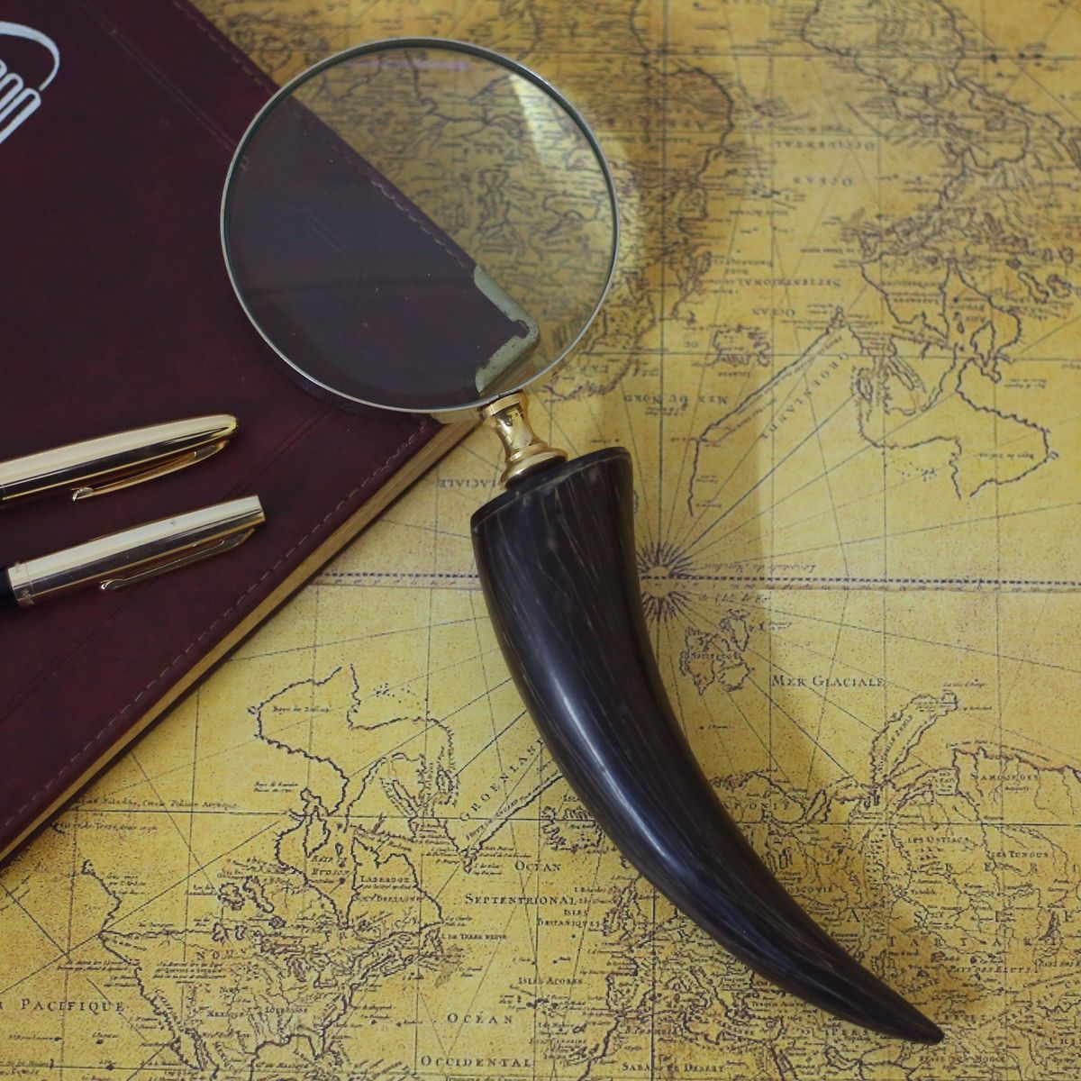 HAND MAGNIFIER