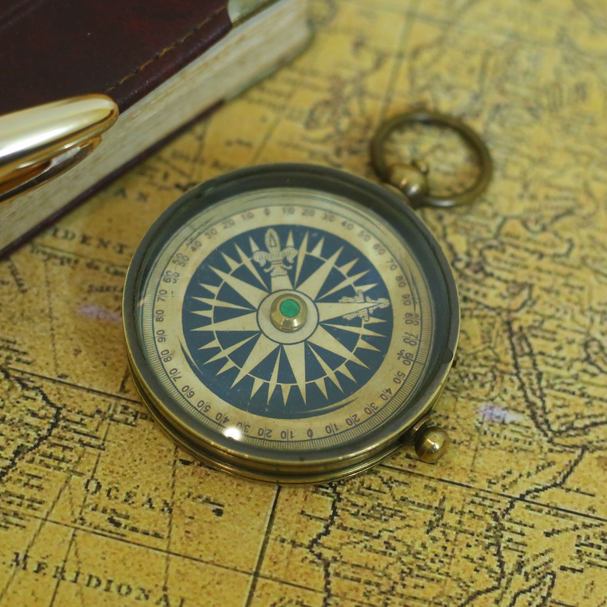 VINTAGE BRASS COMPASS