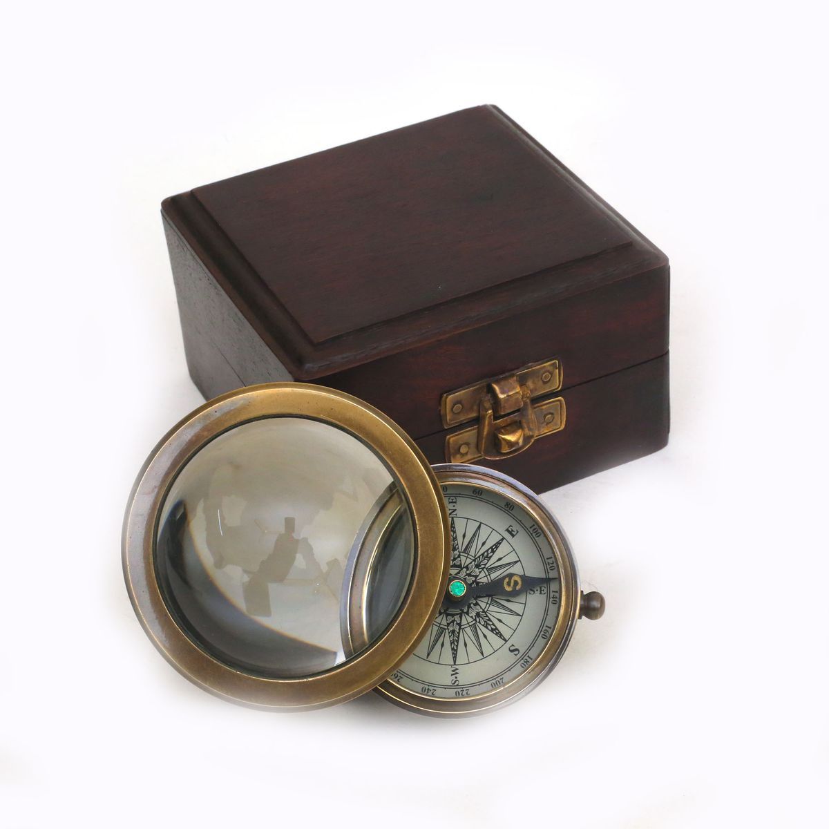 VINTAGE BRASS MAGNIFIER WITH COMPASS