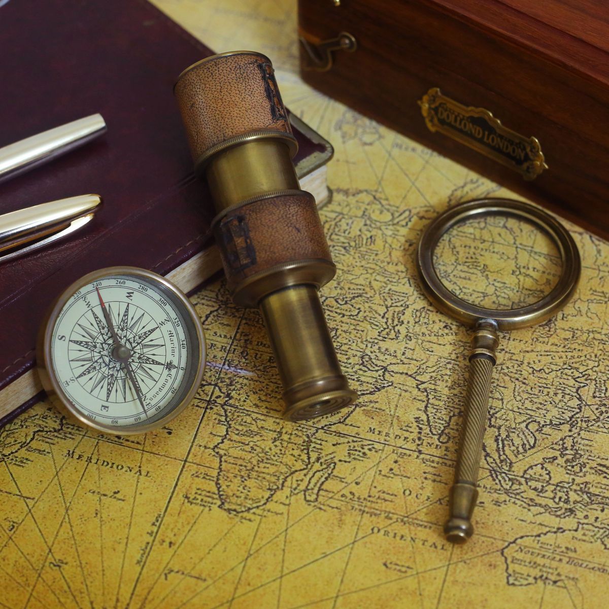 NAUTICAL WOODEN BOX SET COMPASS TELESCOPE MAGNIFIE