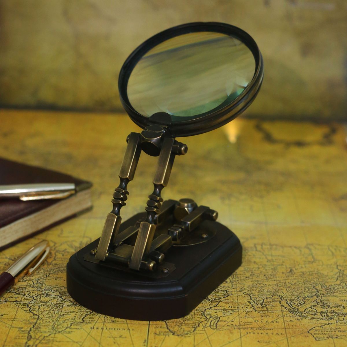 VINTAGE BRASS MAGNIFIER WITH STAND