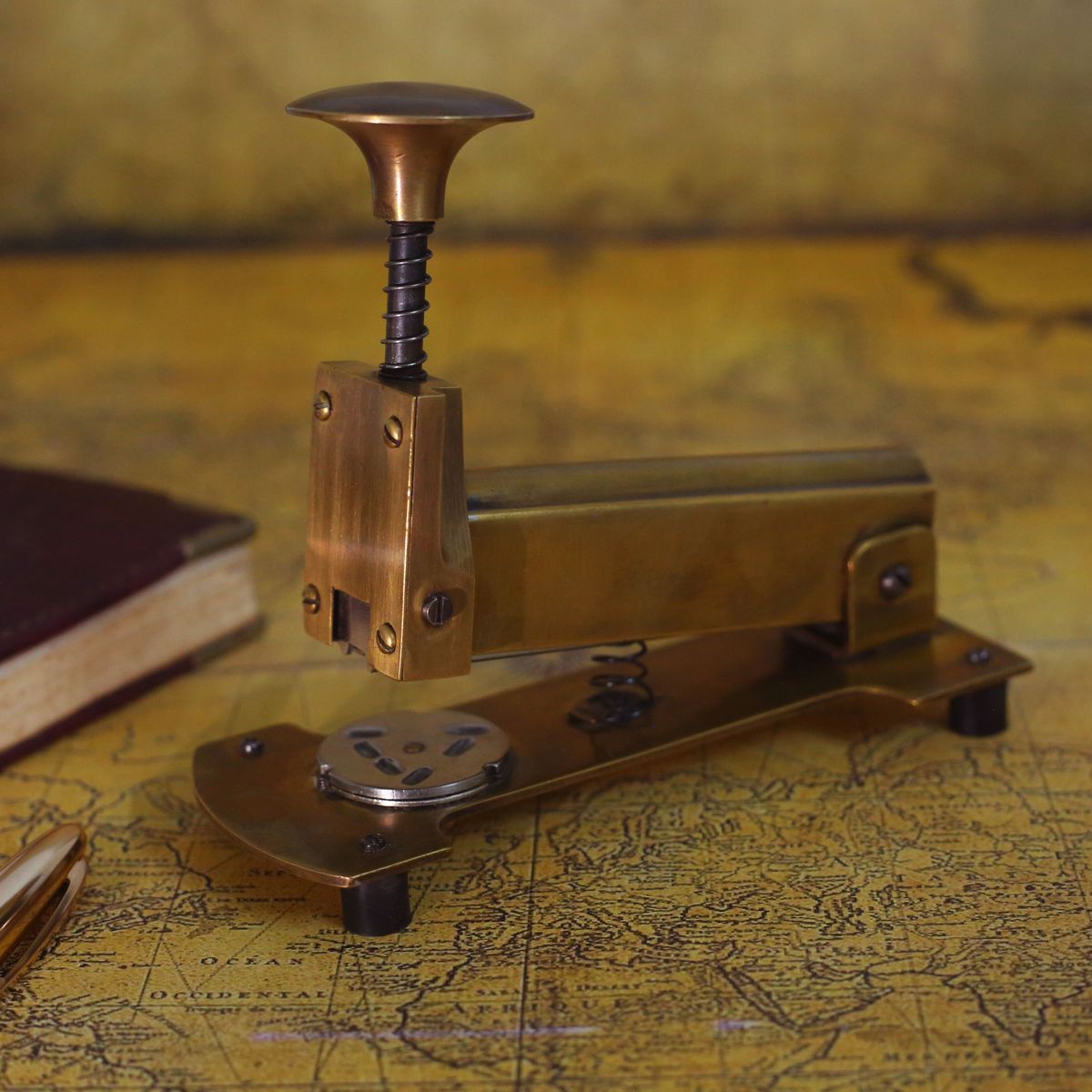 VINTAGE BRASS STAPLER