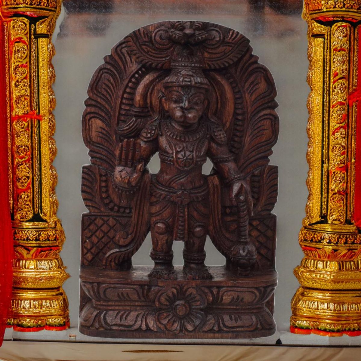 VAAGAI WOOD HANUMAN WITH PRABHAVALI WALL HANGING